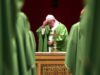 Falta de medidas concretas no discurso do Papa decepciona vítimas de abuso