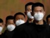 Lentidão inicial em diagnósticos facilitou disseminação de vírus na China, diz estudo