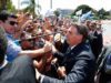 No Uruguai, Jair Bolsonaro é recebido por multidão