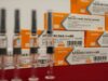 Autorização emergencial de vacina só valerá para SUS e pode ser interrompida a qualquer momento, diz Anvisa