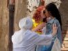 Freira interrompe beijo lésbico entre atrizes e grita: “É o diabo”; veja o vídeo