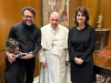 Manuela D’Ávila é recebida pelo Papa Francisco no Vaticano