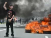 Presidente Emmanuel Macron enfrenta mais um dia de protestos em toda a França por causa do aumento da idade de aposentadoria