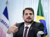 PF apreende passaportes do senador Marcos do Val