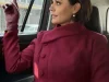 Michelle Bolsonaro vai à posse de Trump trajada em vestido bordô