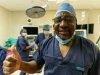 SUL-AFRICANO TORNA-SE O PRIMEIRO MÉDICO NO MUNDO A CURAR SURDEZ